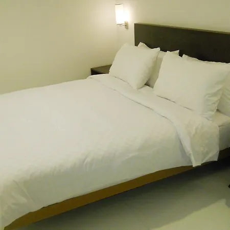 Hello Hotel-3