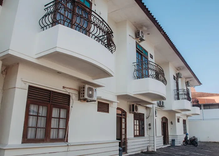 DS CoLive SinabungHotel Semarang